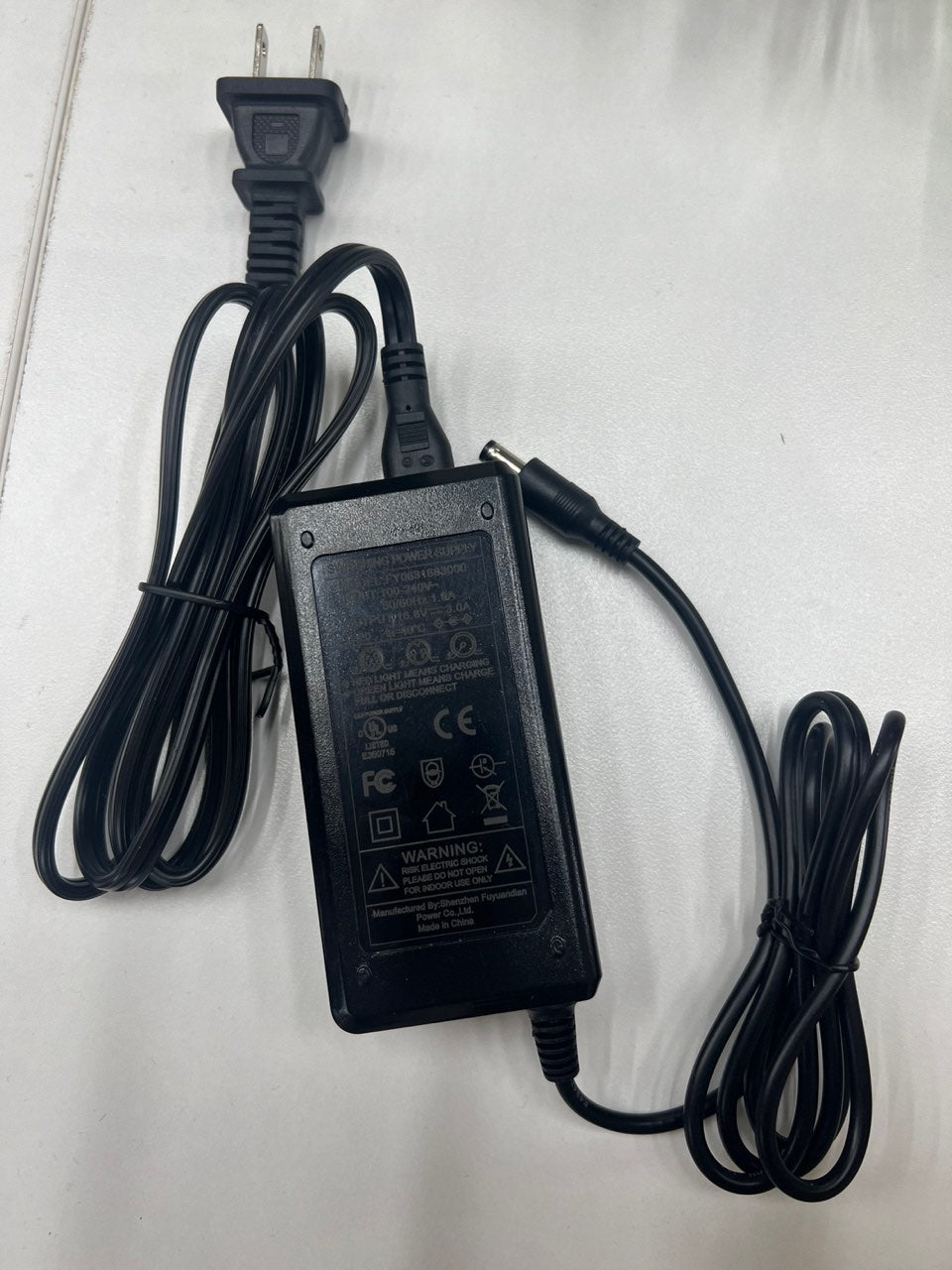 AC/DC Adaptor For VARON Light Series Oxygen Concentrator